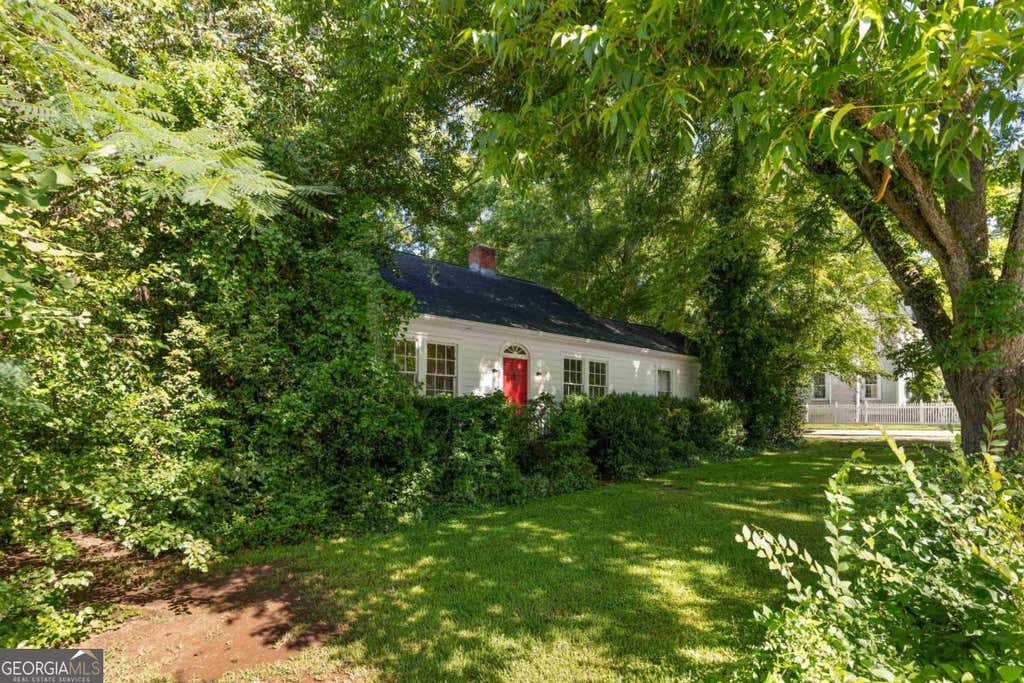 Photo of 407 S Main Street, Greensboro, GA 30642 (MLS # 10796397)