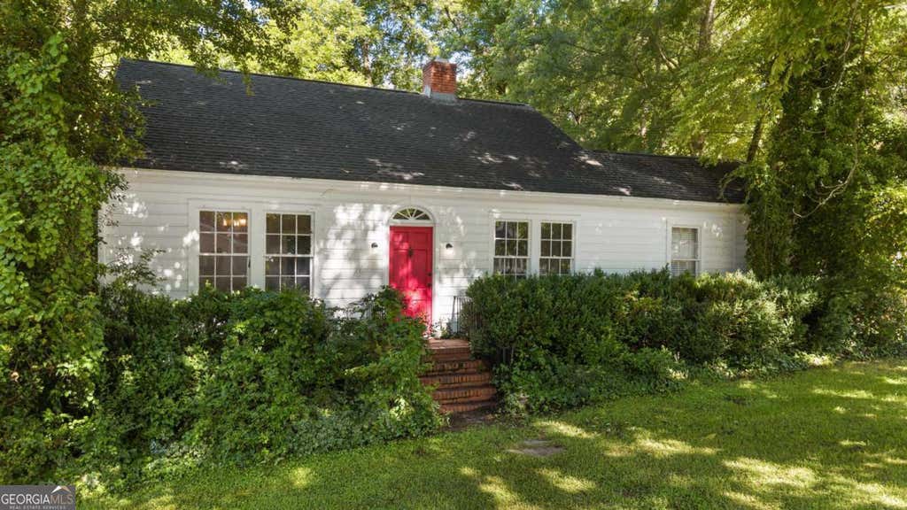 Photo of 407 S Main Street, Greensboro, GA 30642 (MLS # 10796397)