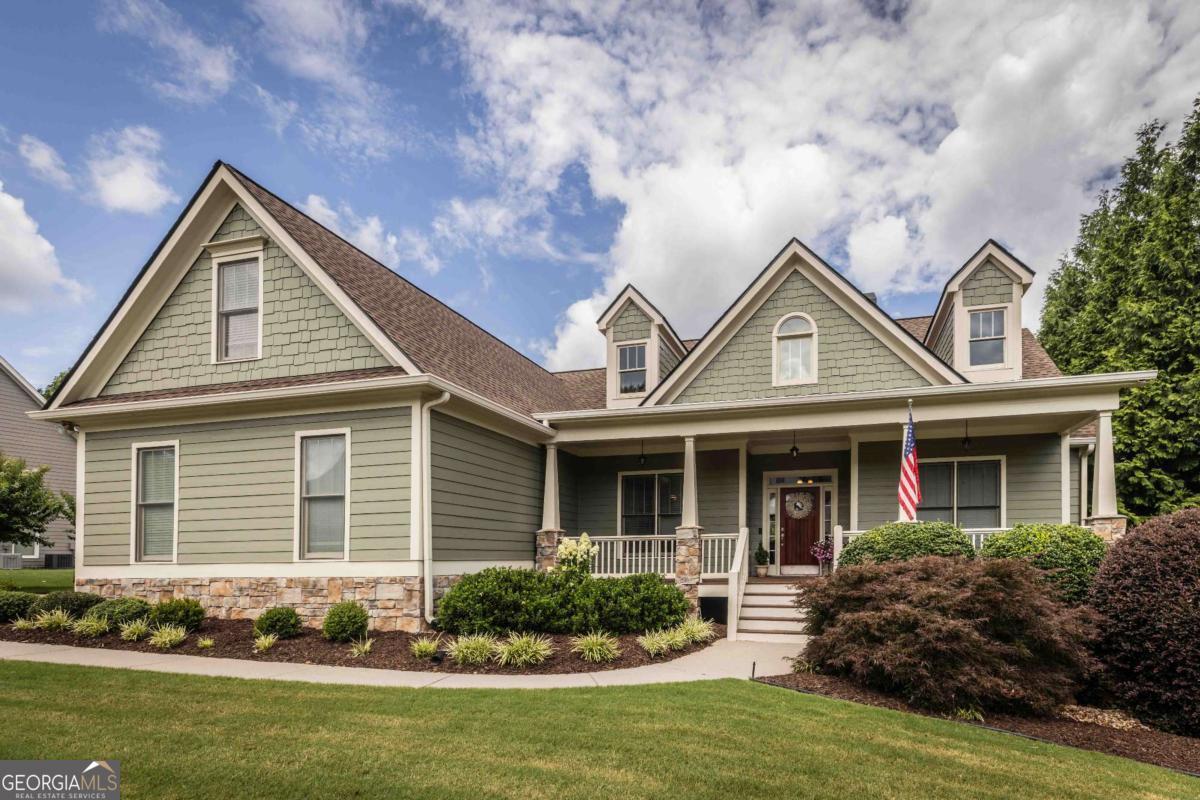 108 Royal Oaks DR