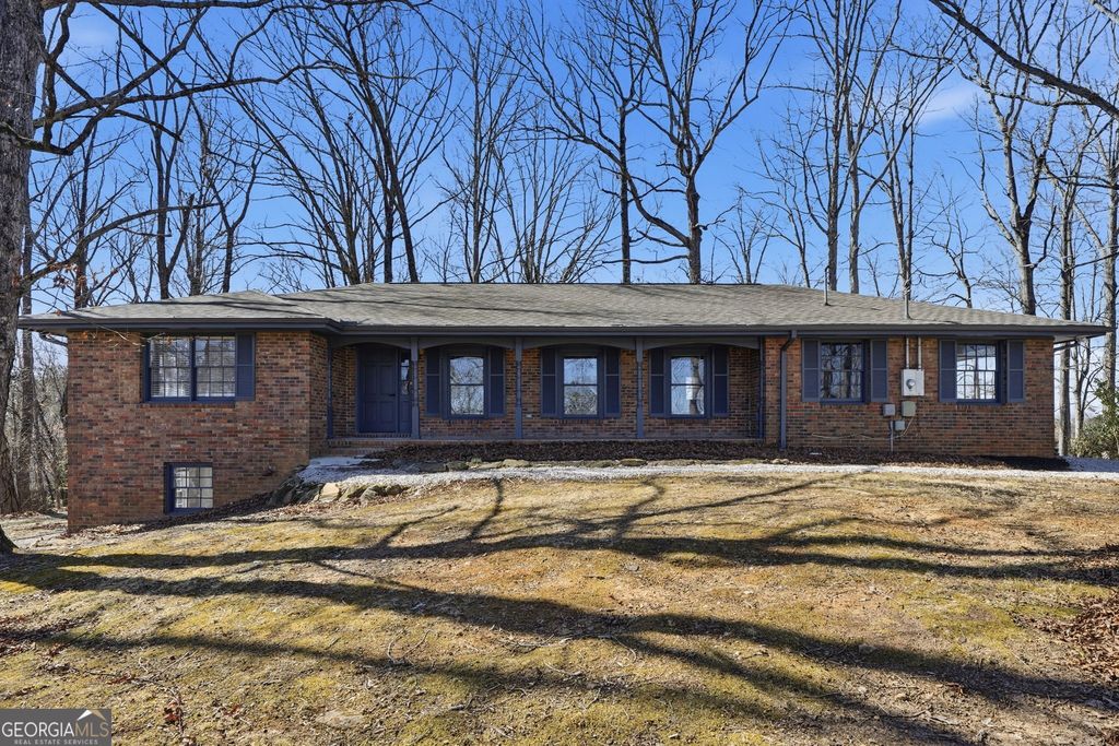 Photo of 1460 Hillcrest Drive, Sugar Hill, GA 30518 (MLS # 10699393)