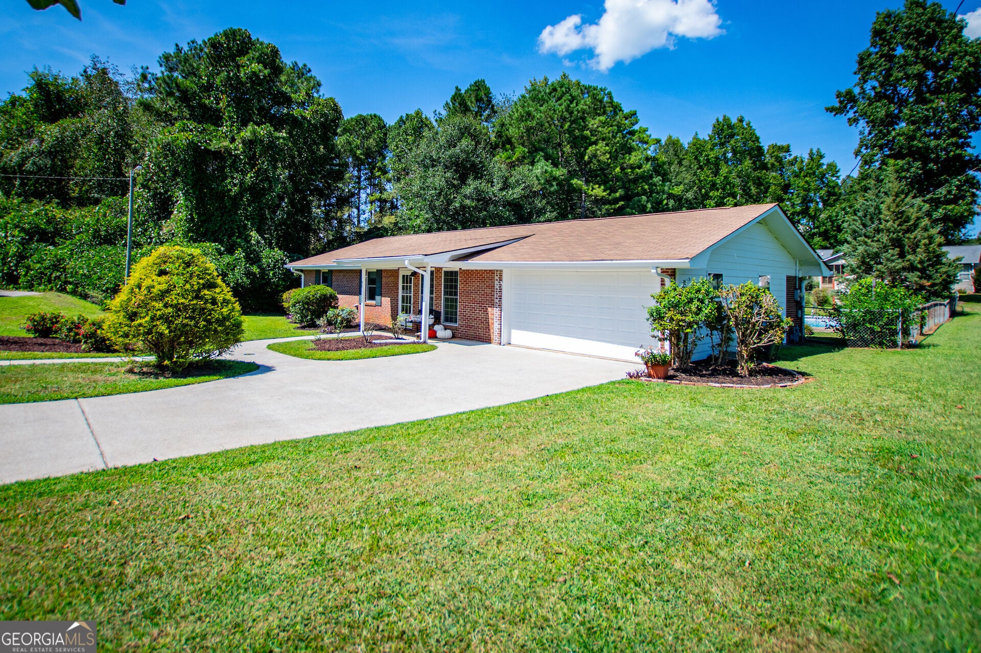 95 E Barbara LN