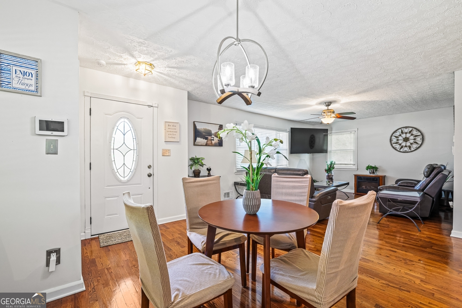 1254 South Enota