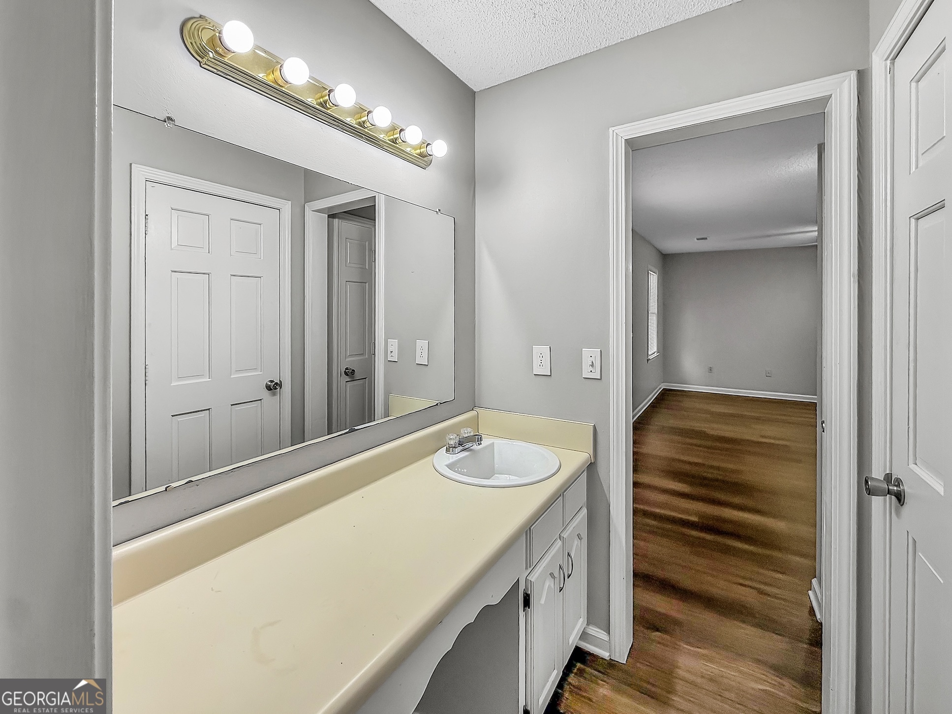 SOUTHFORK - Residential