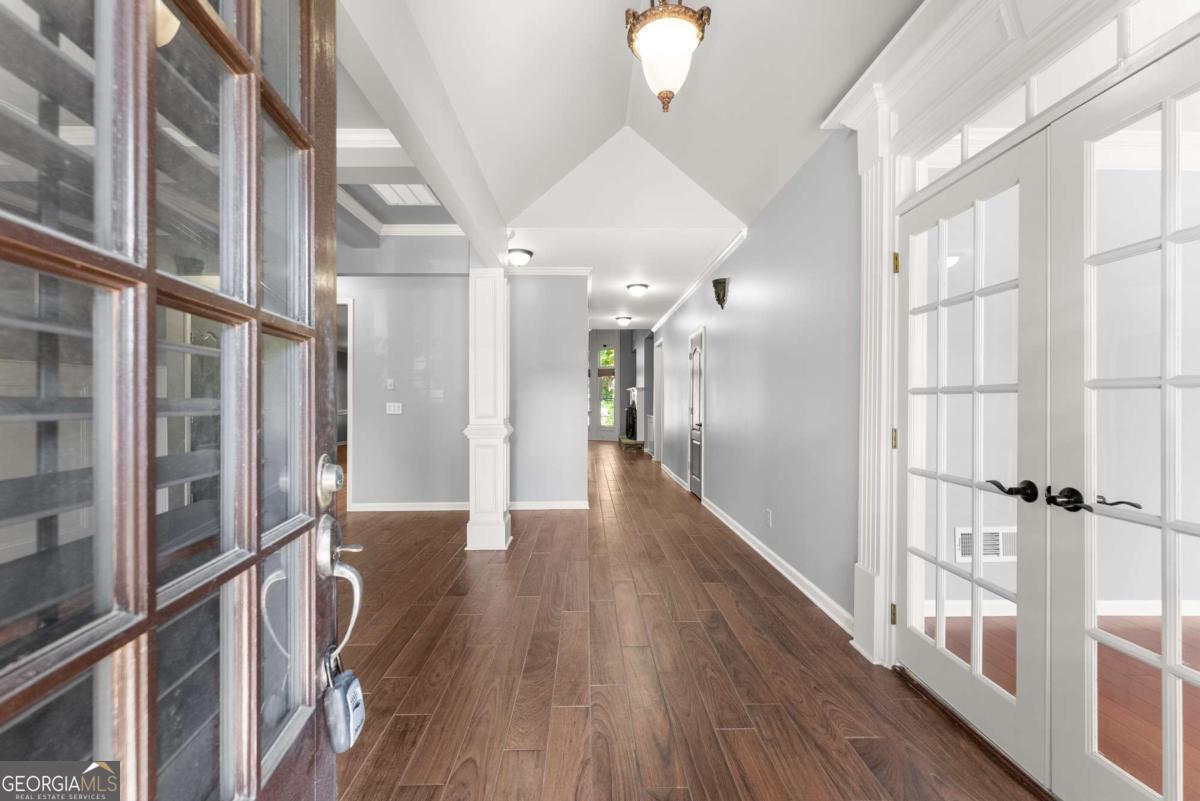 2912 Perimeter CIR
