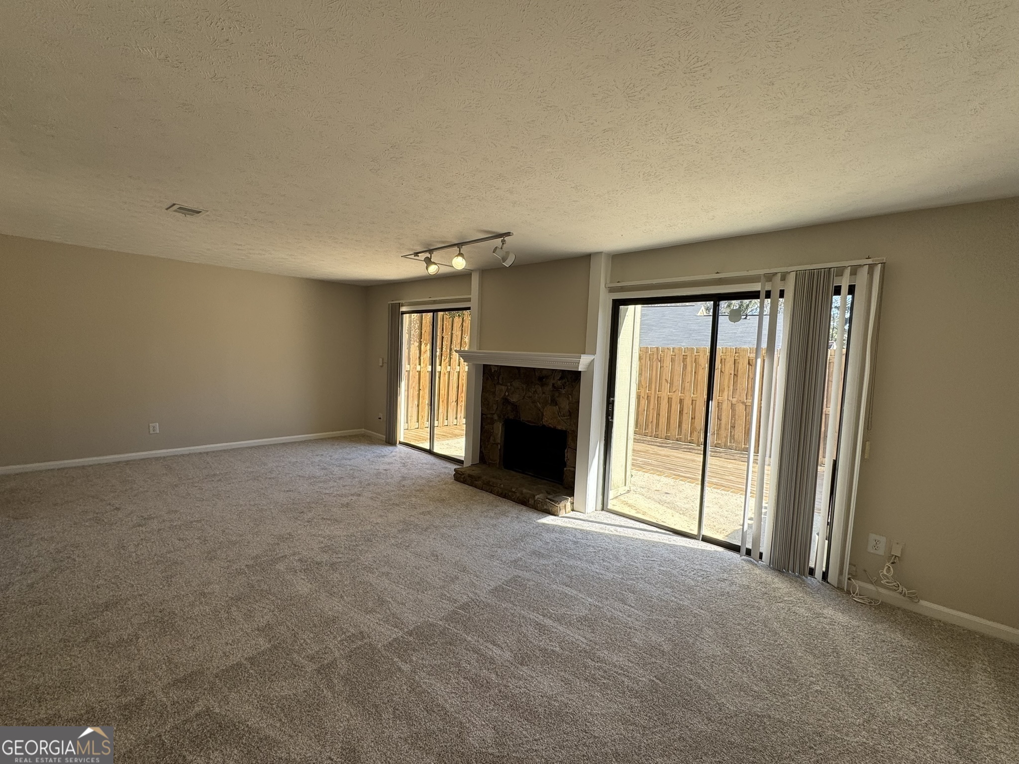 Covered Bridge - Residential Lease