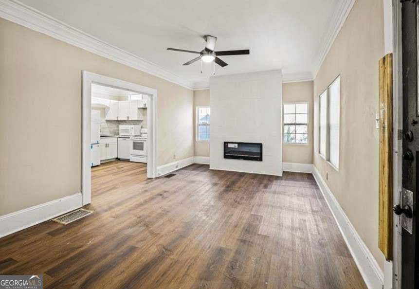 Photo of 684 S Elizabeth Place NW, Atlanta, GA 30318 (MLS # 10822690)