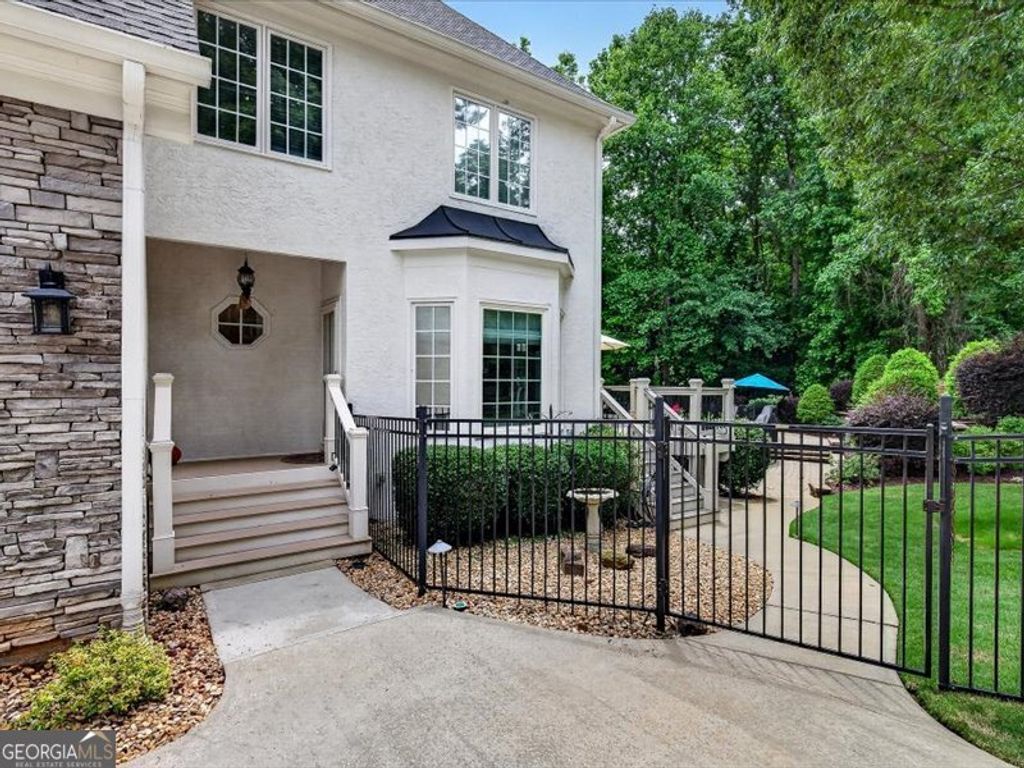 Photo of 304 Tempest Drive, Peachtree City, GA 30269 (MLS # 10773541)