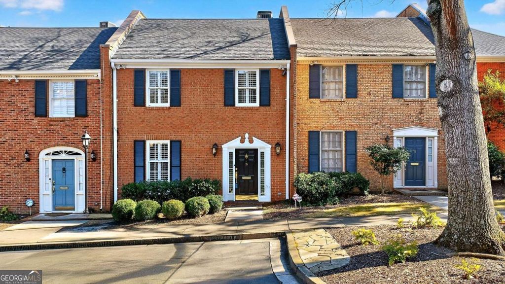 Photo of 15 Prescott Walk NE, Atlanta, GA 30307 (MLS # 10679717)