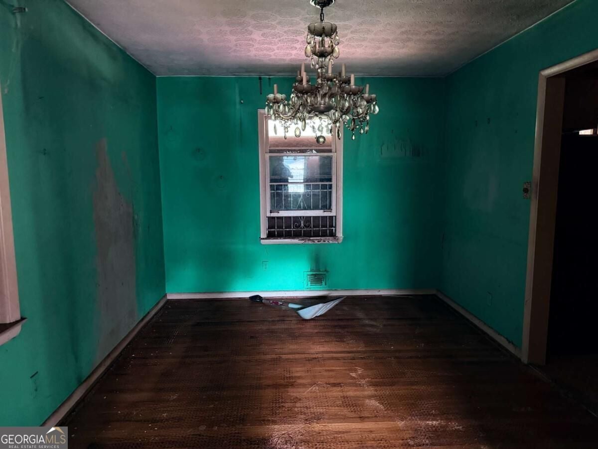 246 W Simon TER NW