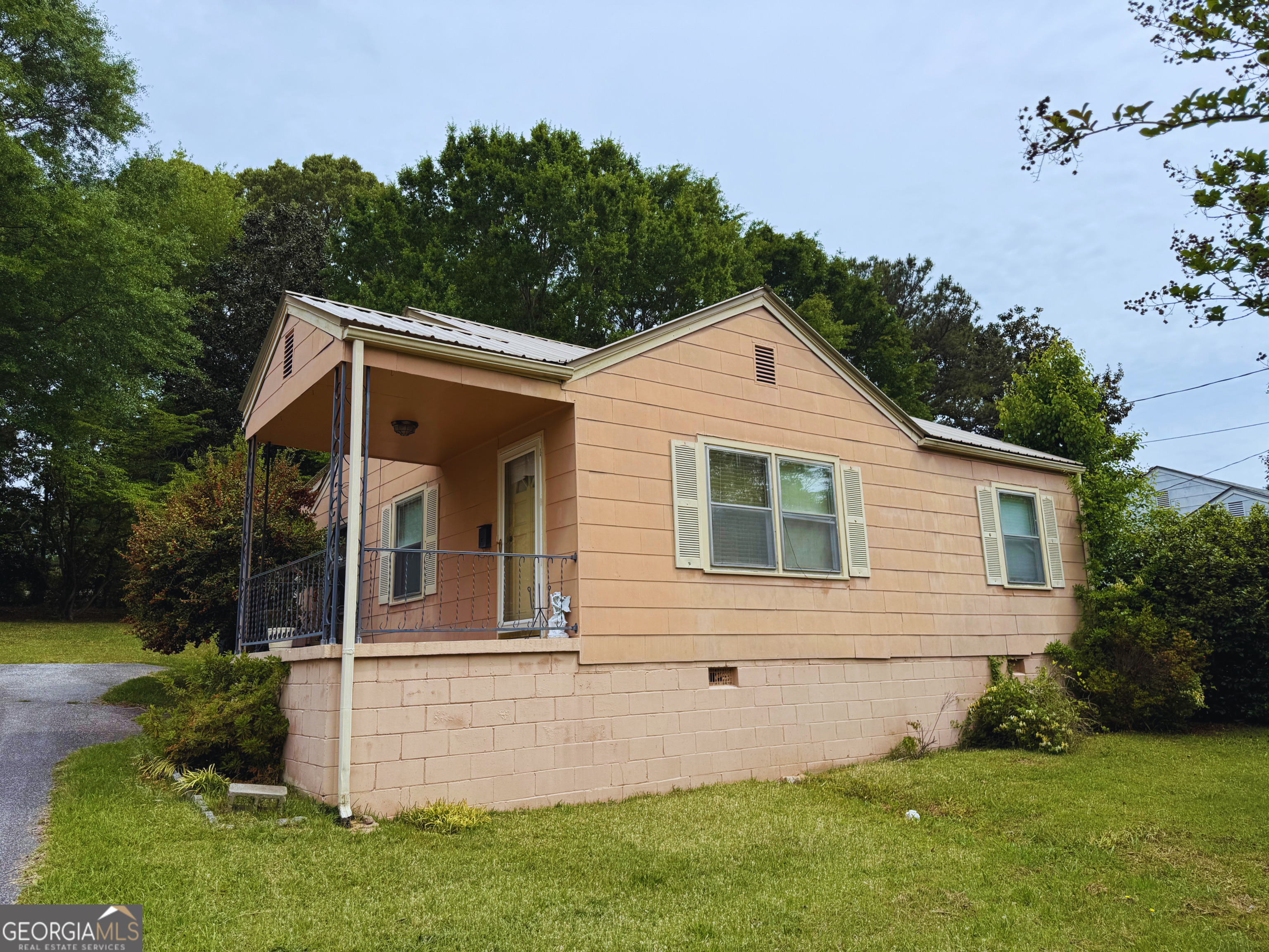 Listing image 5