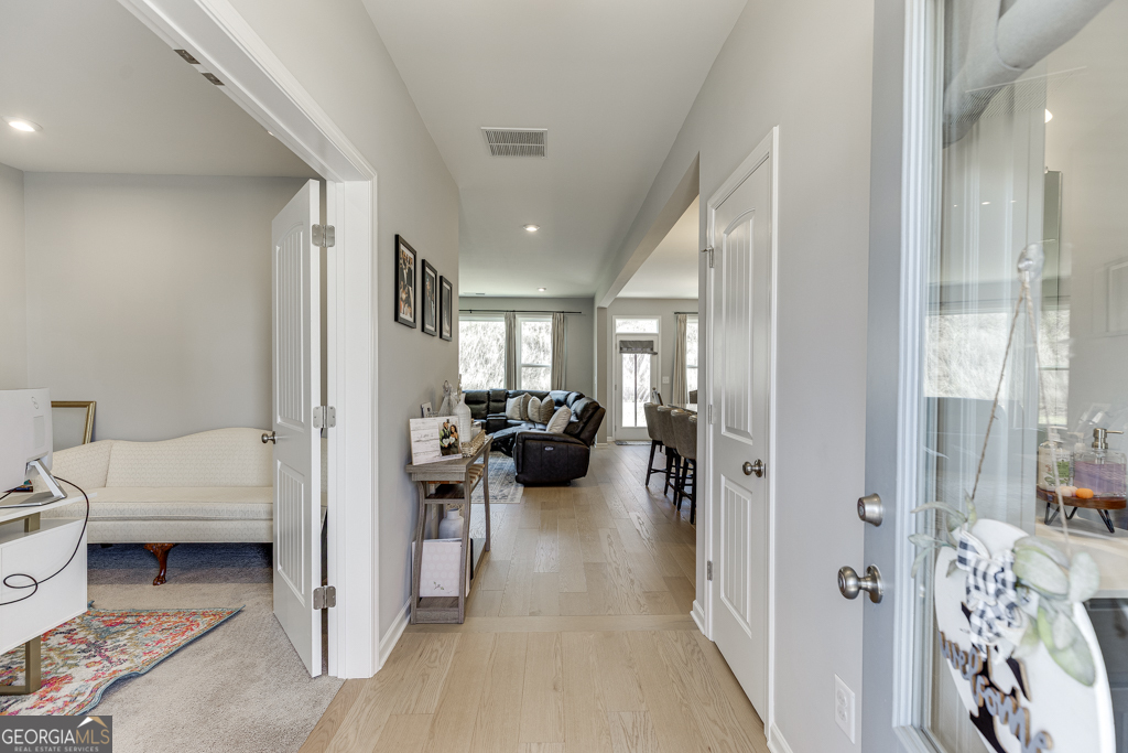 1628 Liberty Park DR