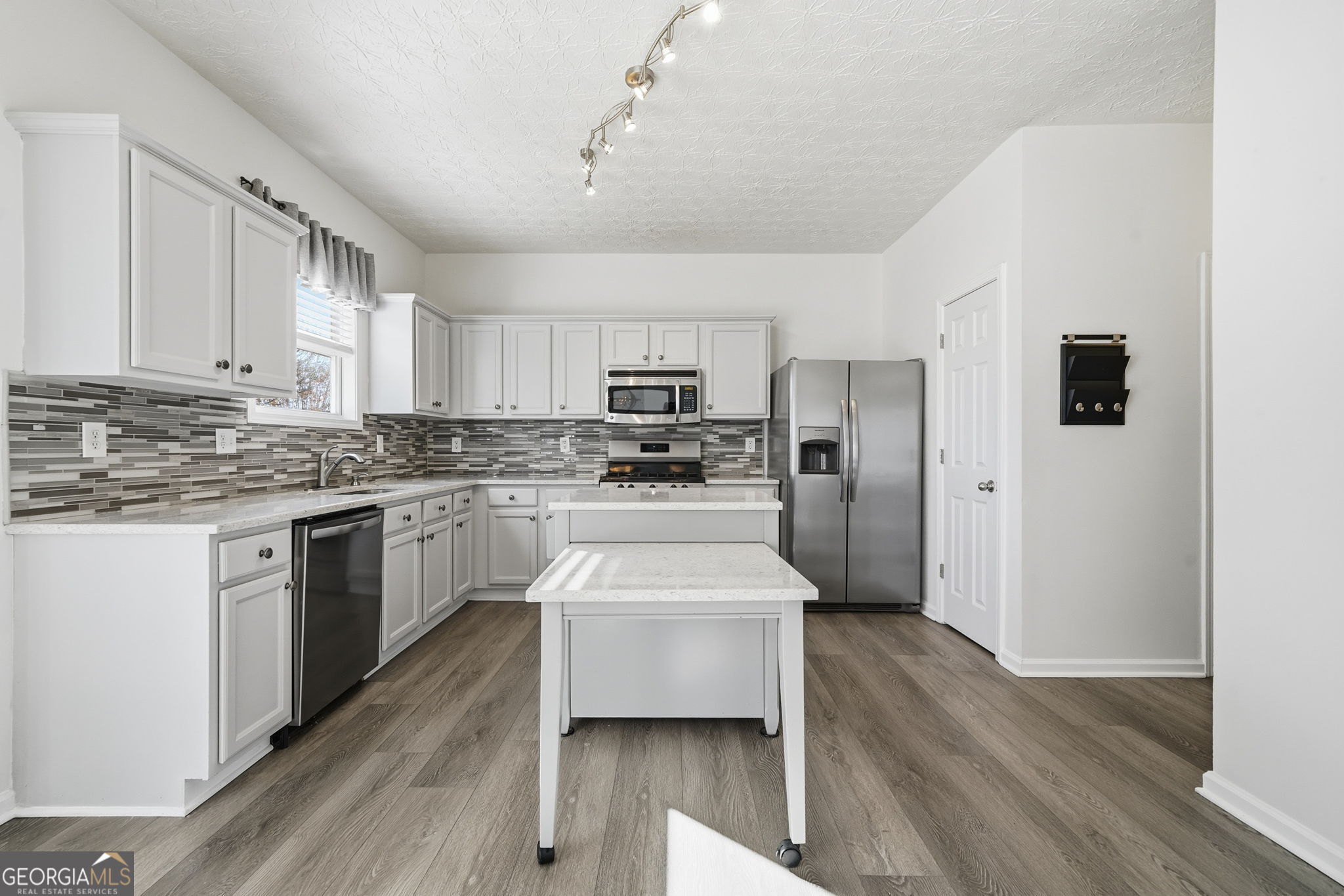 CREEKSIDE AT PROMINENCE - Residential