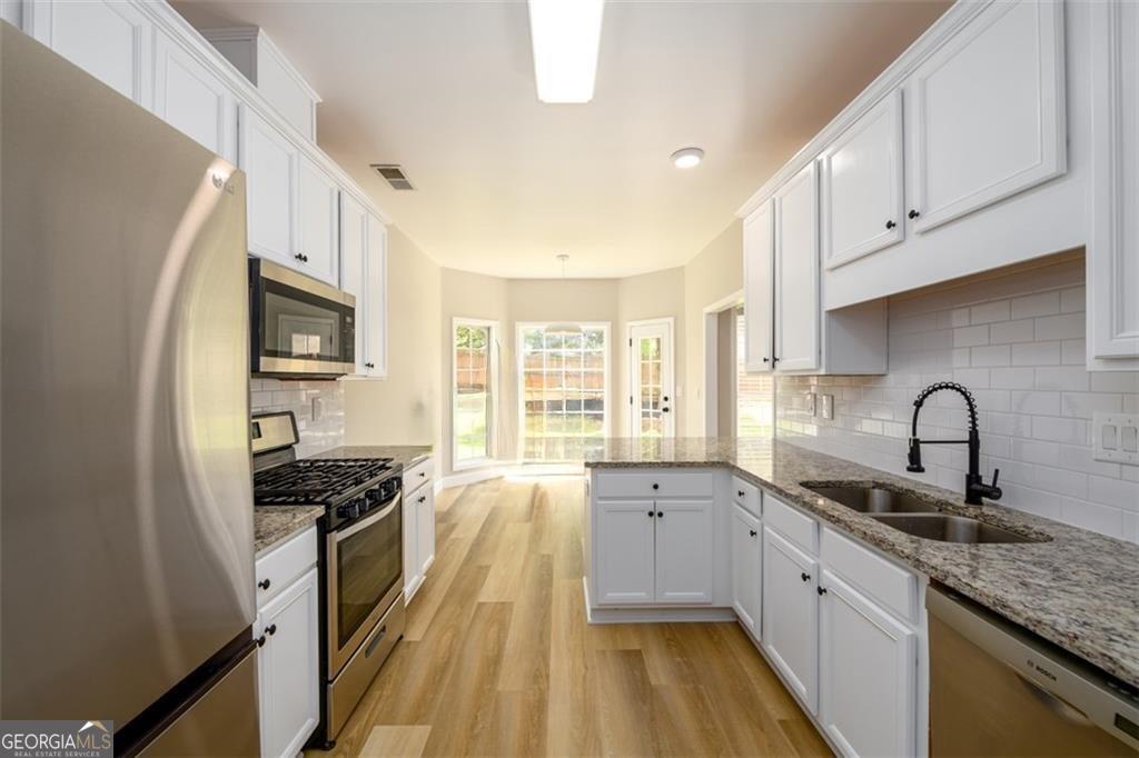 Lawrenceville, Georgia 30044, United States, 4 Bedrooms Bedrooms, ,2 BathroomsBathrooms,Residential,Active,189718