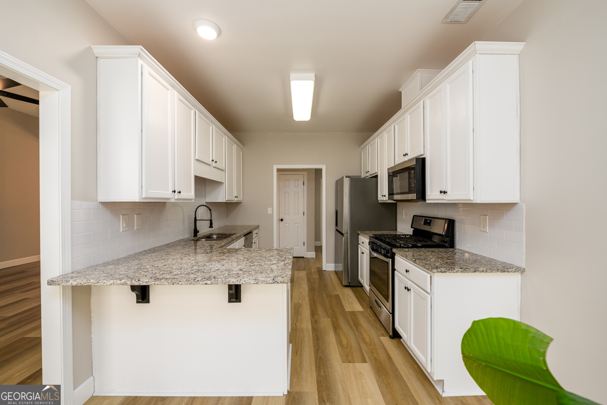 Lawrenceville, Georgia 30044, United States, 4 Bedrooms Bedrooms, ,2 BathroomsBathrooms,Residential,Active,189718