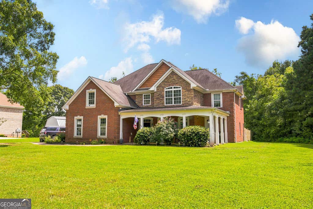 Photo of 10 Toscanno Drive, Covington, GA 30014 (MLS # 10822216)