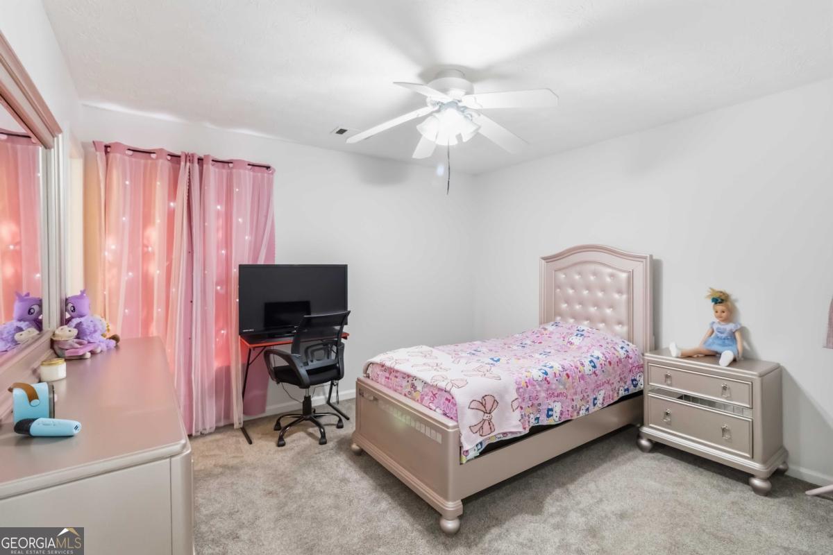 874 Georgian Point DR