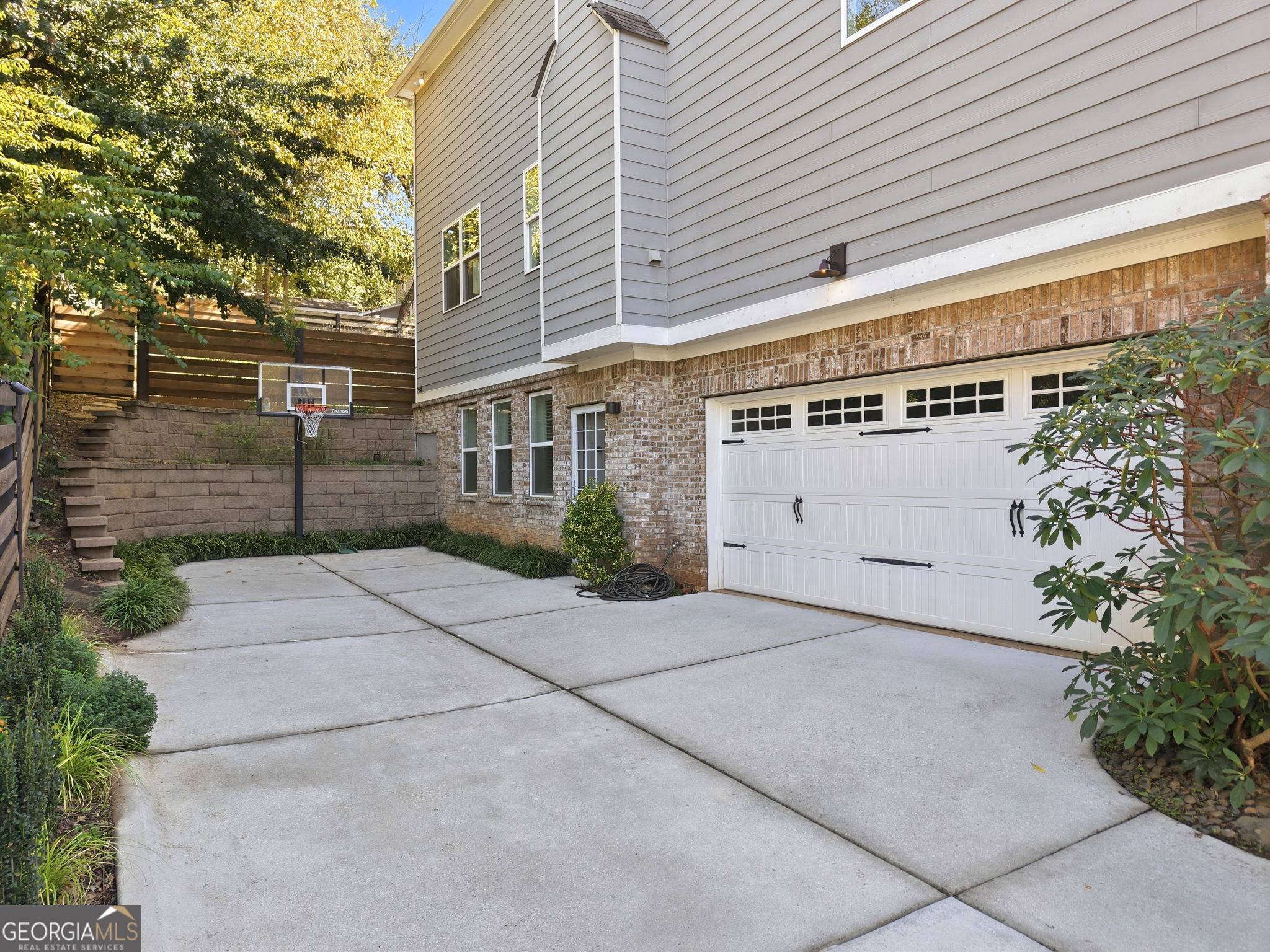 856 Ormewood TER SE
