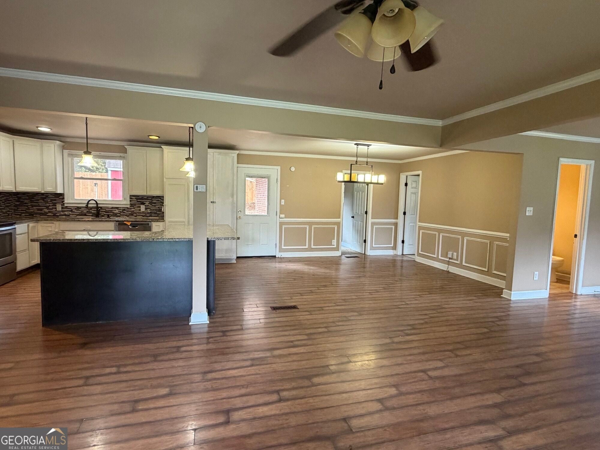 102 Belmont DR