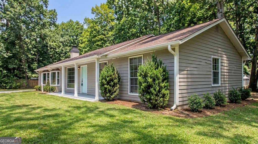 Photo of 617 Deerfield Lane, Norcross, GA 30093 (MLS # 10855133)