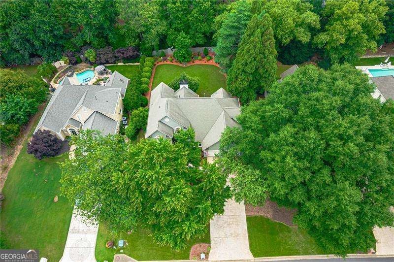 6685 Waterbury WAY