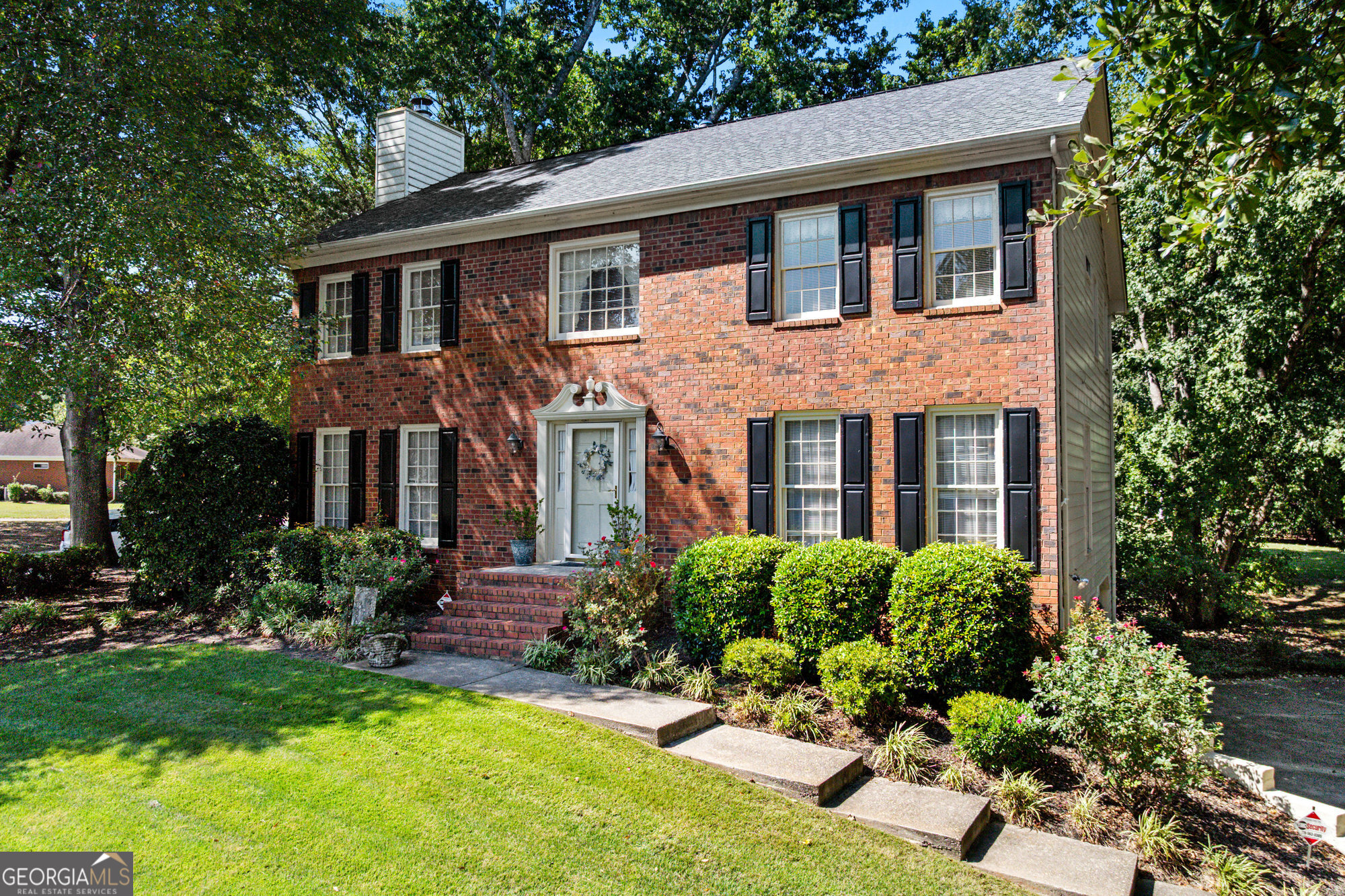 2451 Meadowglen TRL