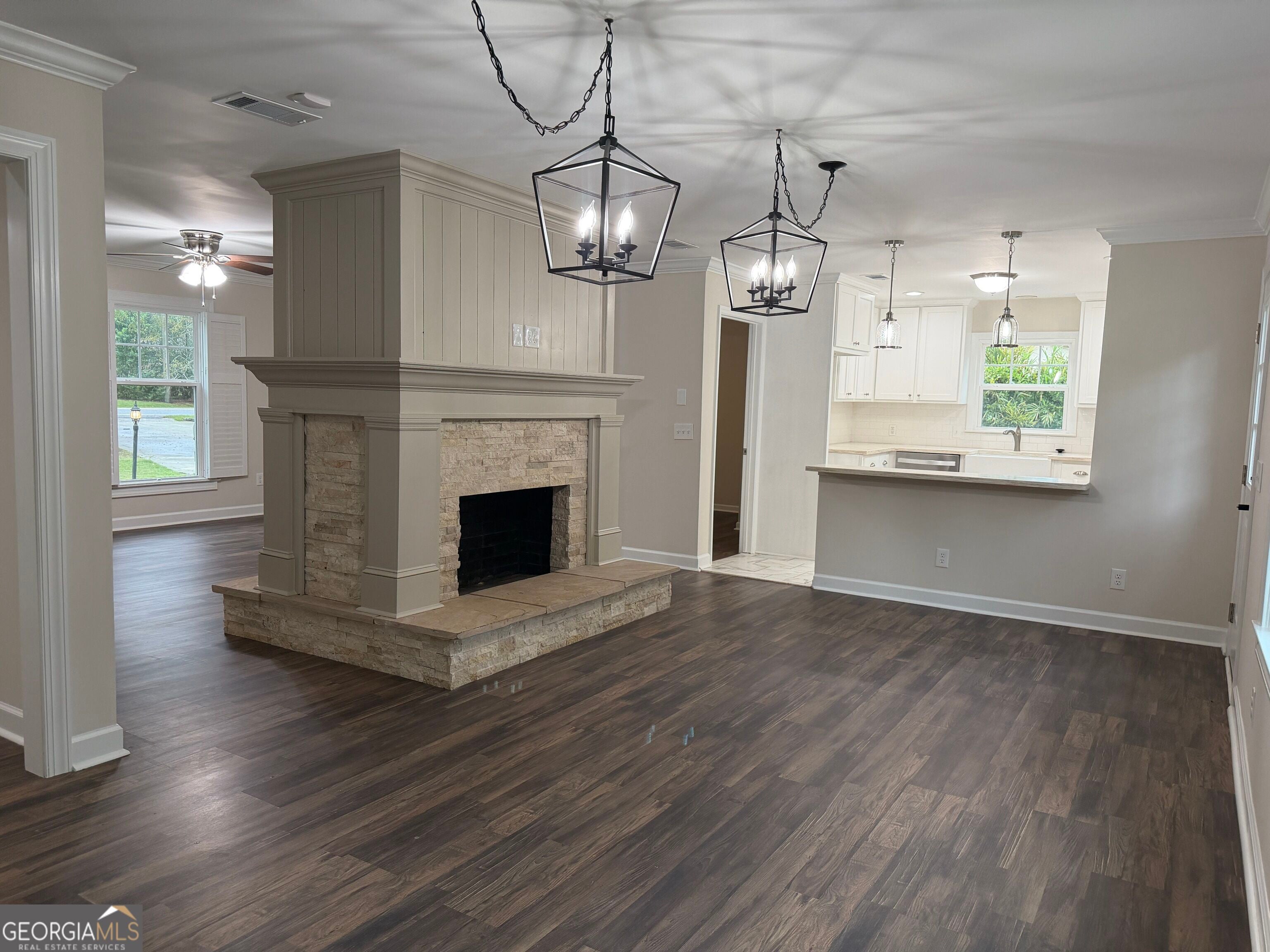 116 Simmons RD