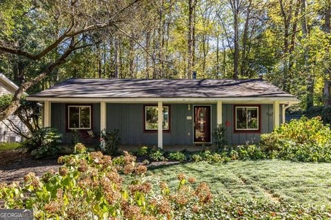 2840 Fantasy LN Decatur GA 30033