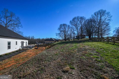 A home in Mount Airy