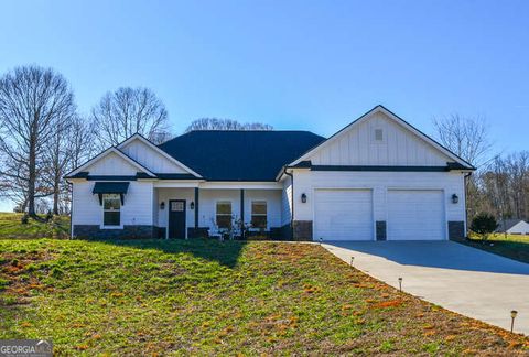 A home in Mount Airy