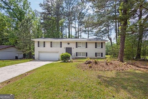 6307 Thornhedge DR Riverdale GA 30296