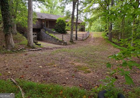 A home in Mccaysville