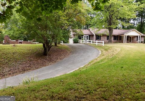 A home in Mccaysville