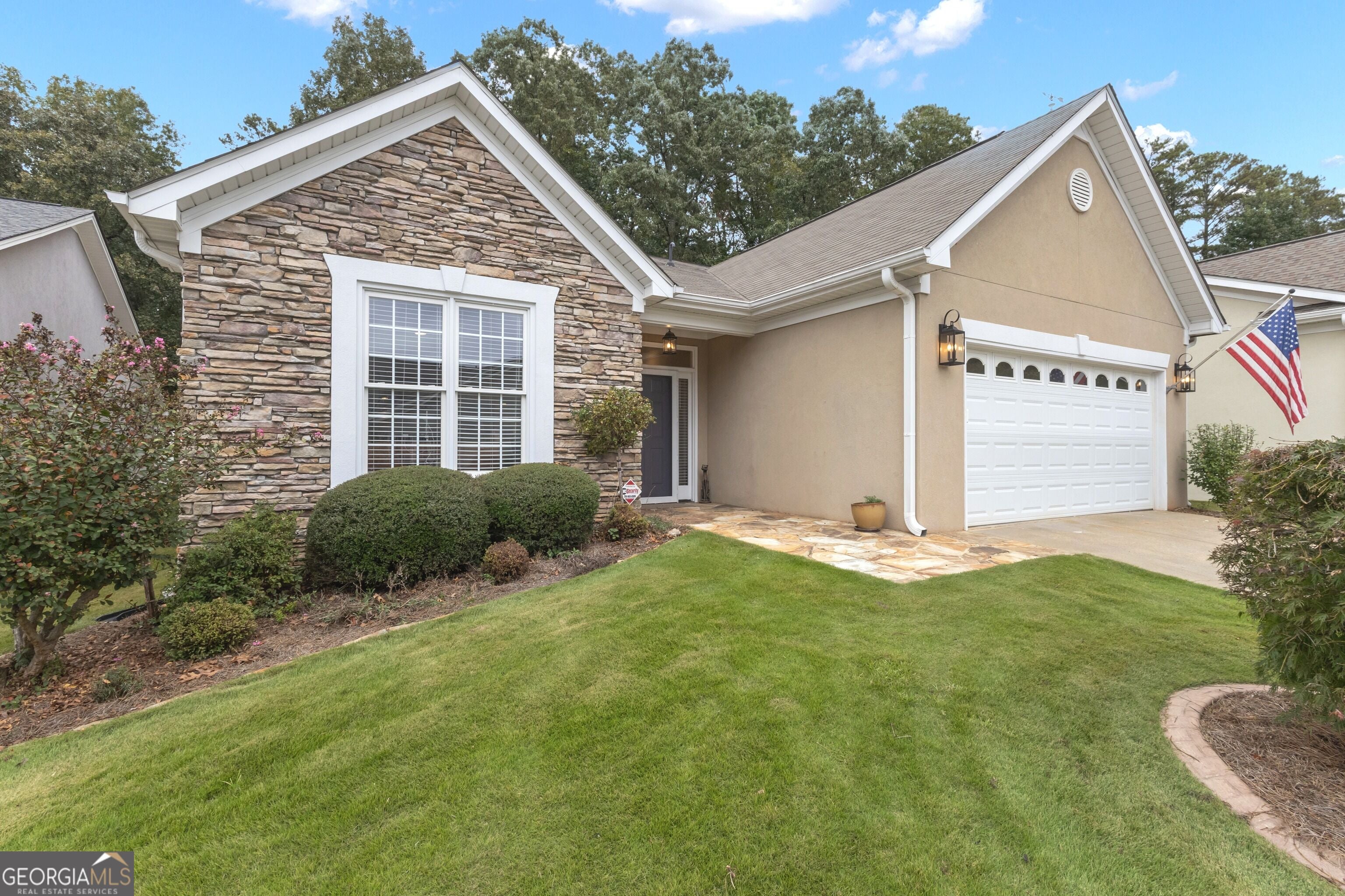 118 Maple Grove TER