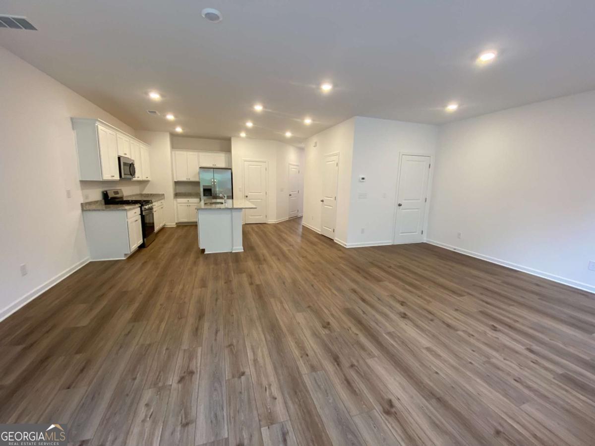 2582 Adventure WAY