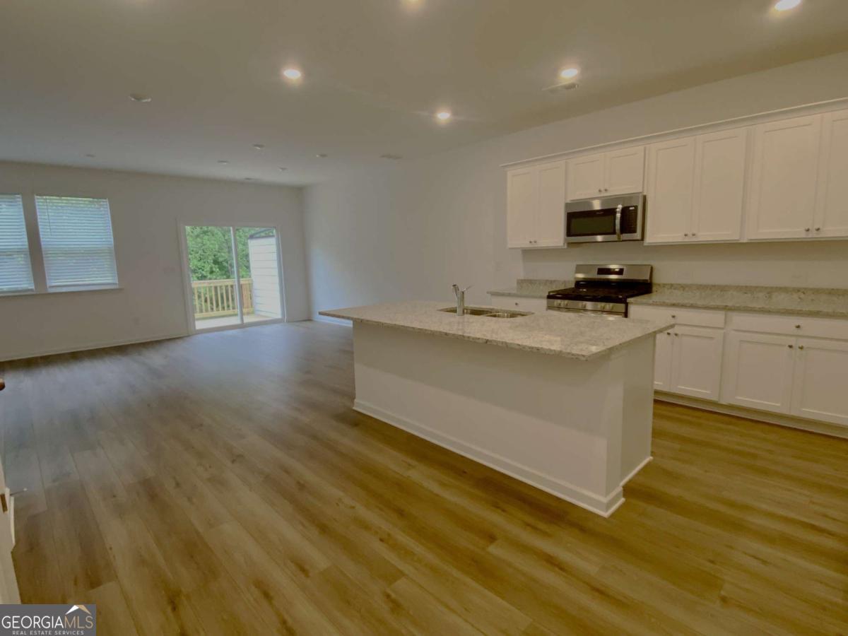 2582 Adventure WAY