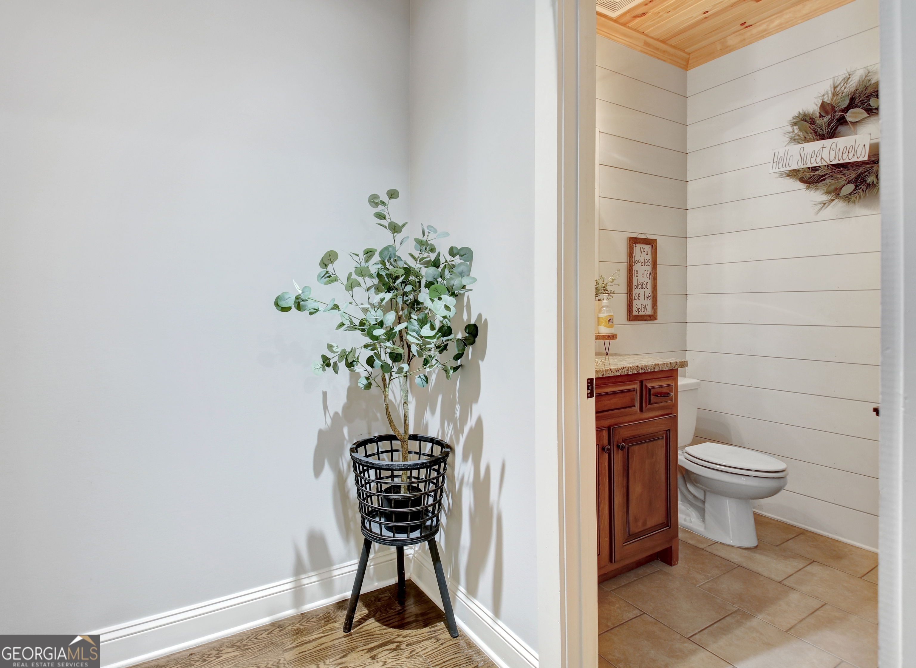 Sharpsburg, Georgia 30277, United States, 4 Bedrooms Bedrooms, ,5 BathroomsBathrooms,Residential,Active,81756