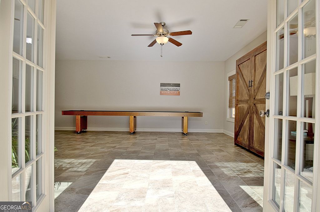 listing image 78