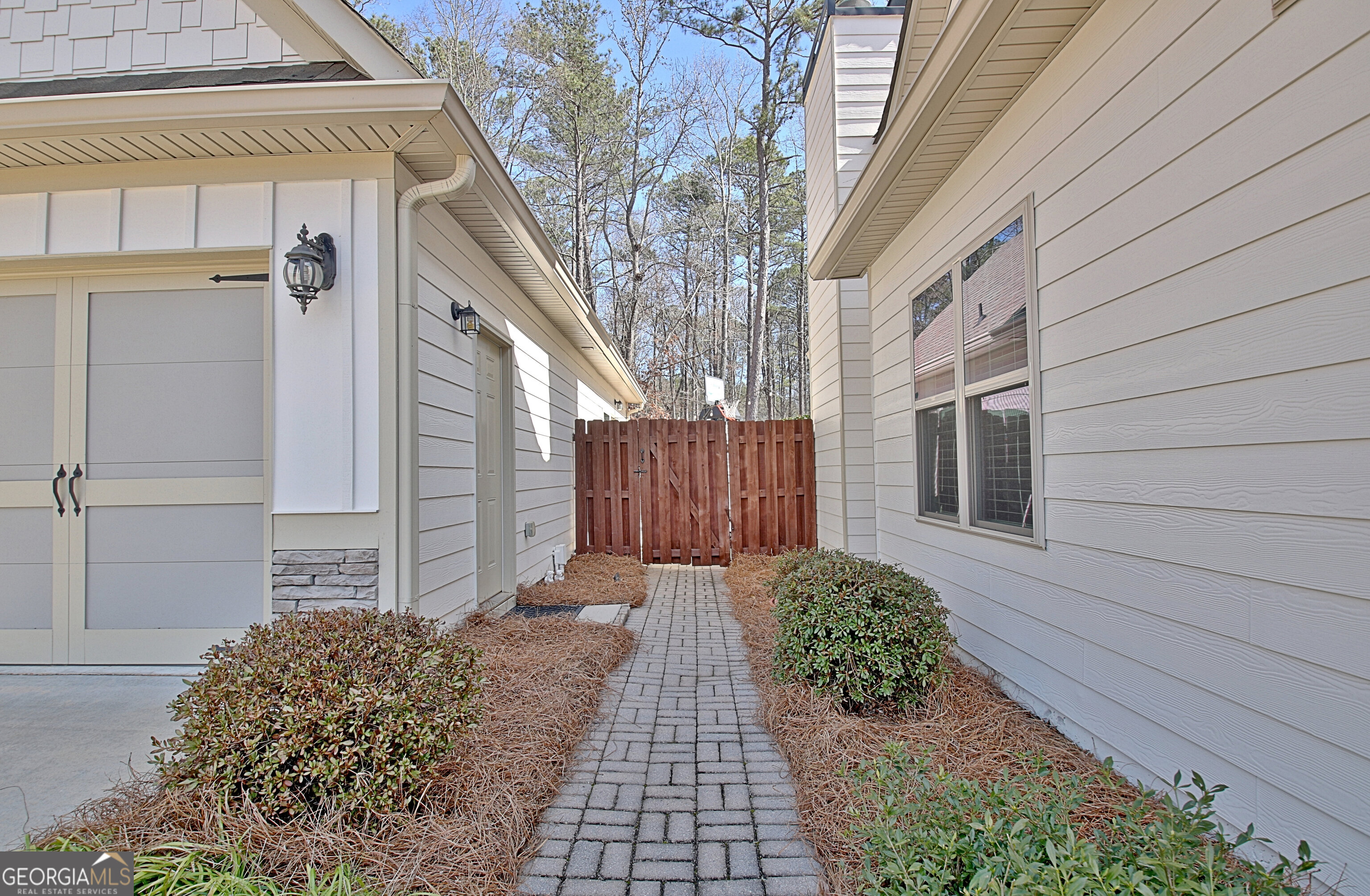 Sharpsburg, Georgia 30277, United States, 4 Bedrooms Bedrooms, ,5 BathroomsBathrooms,Residential,Active,81756