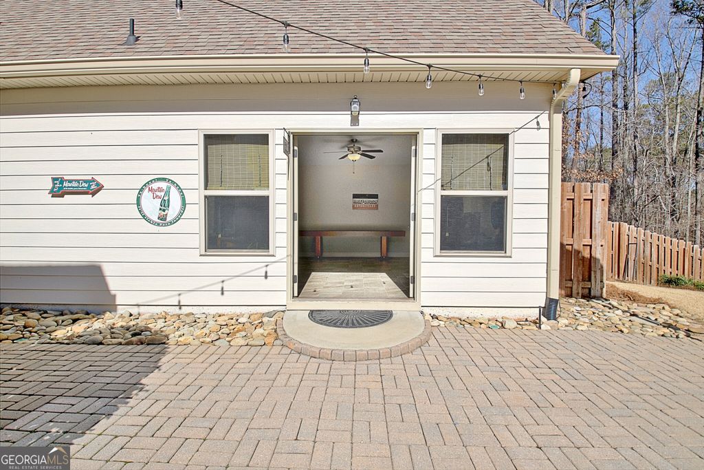 listing image 77