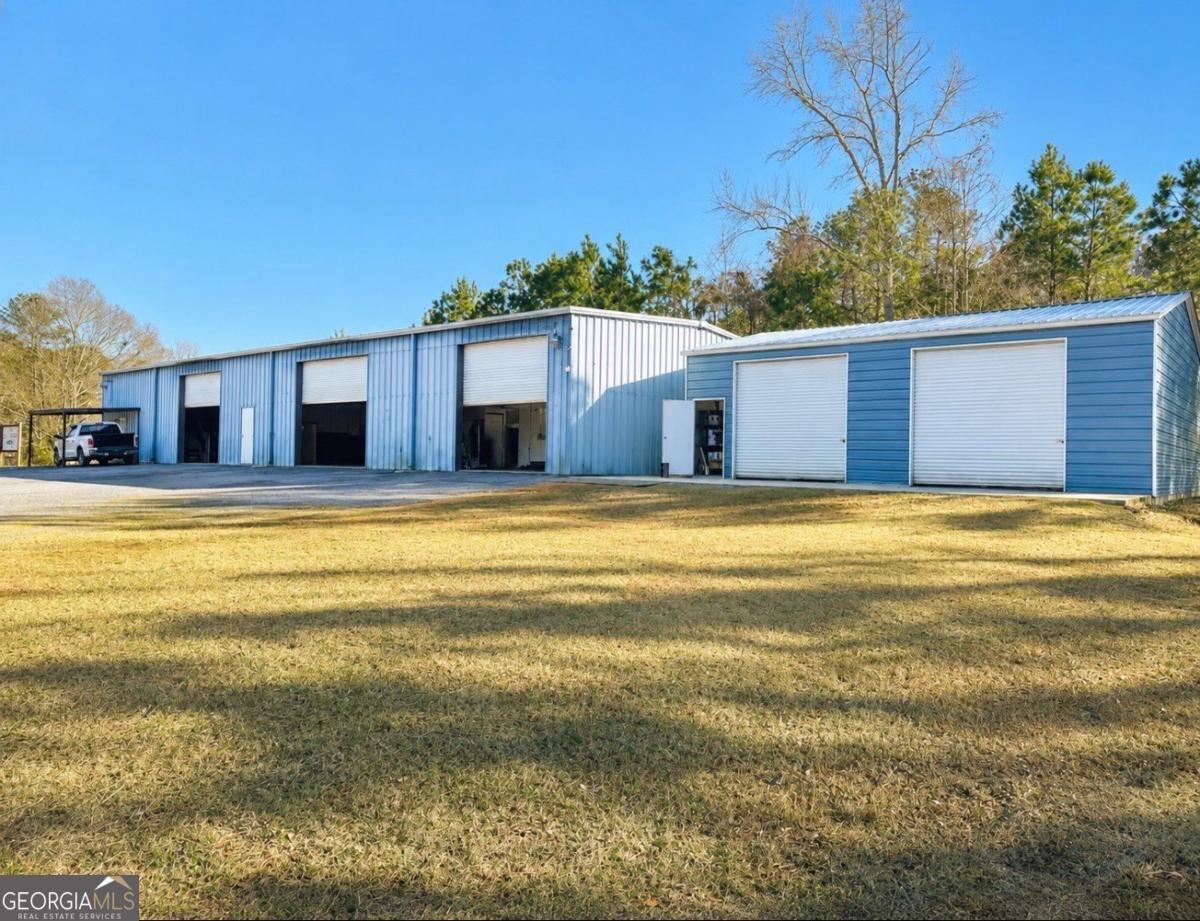 1407 Us Hwy 19, Meansville, GA 30256-2213
