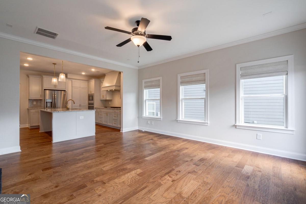 272 Westpark DR