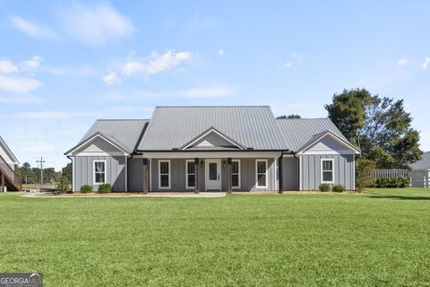 A home in Newnan