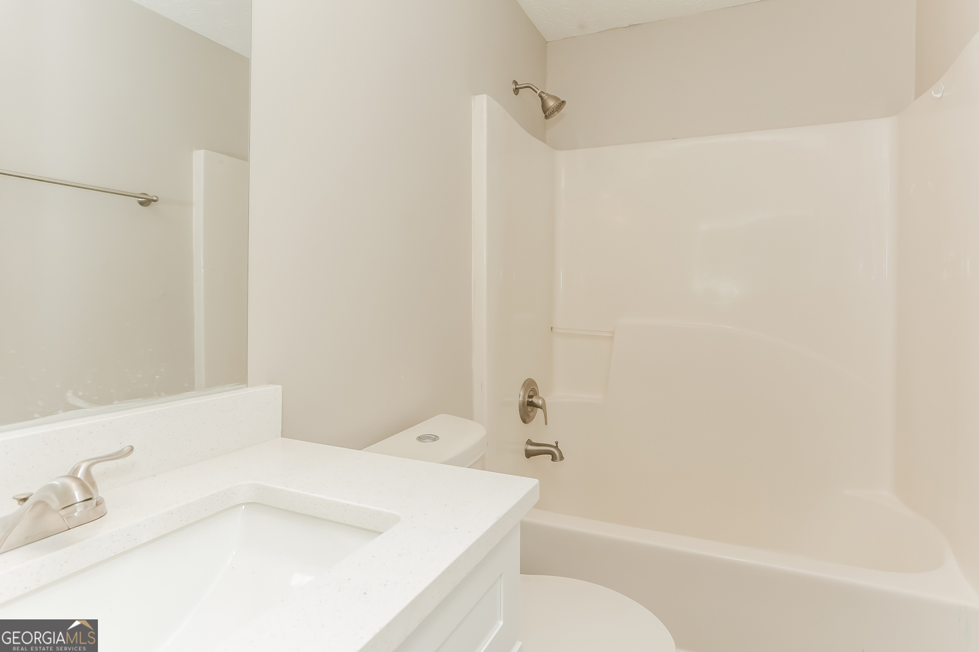 KINGS CROSSING - Residential Lease