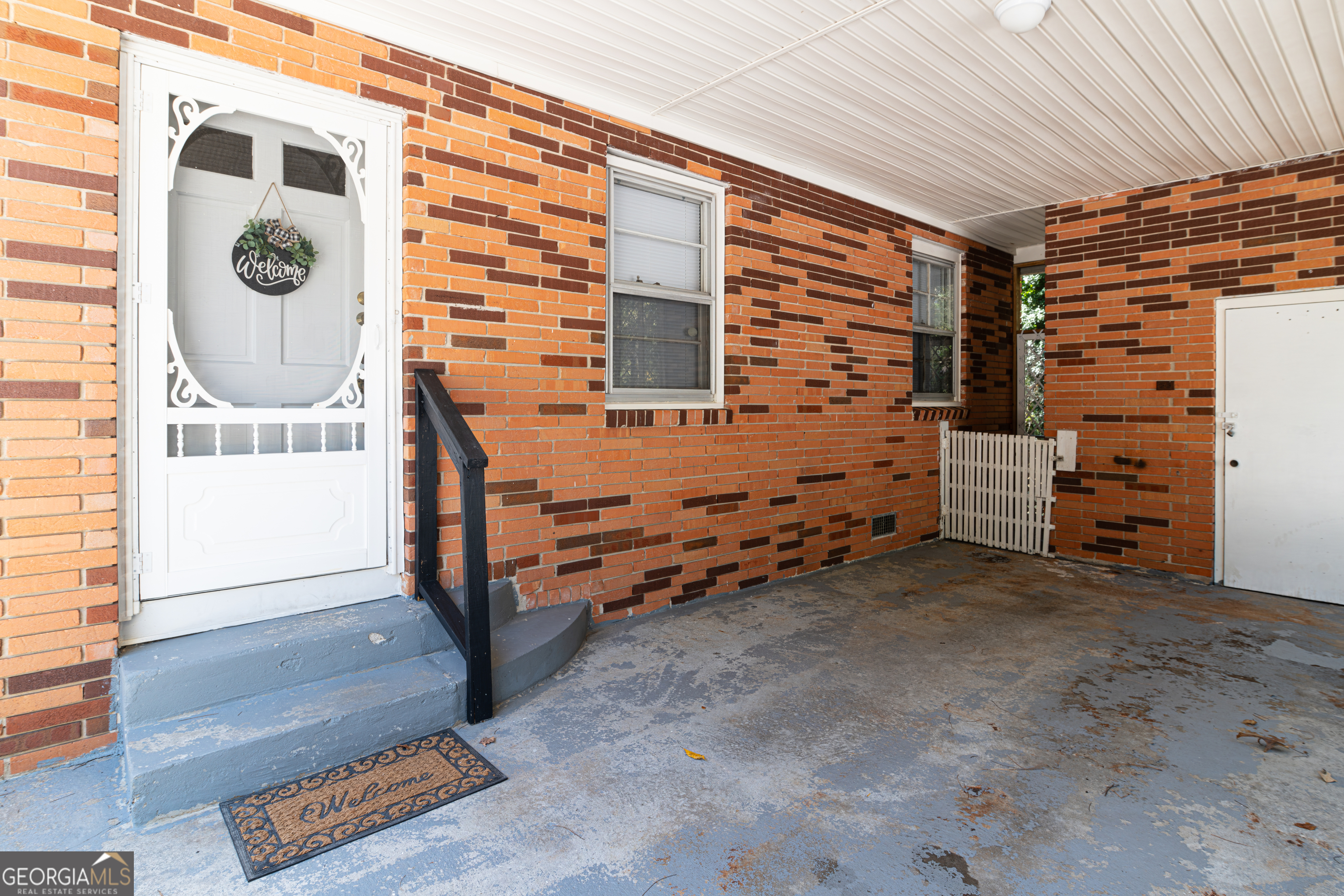 4711 Puckett ST