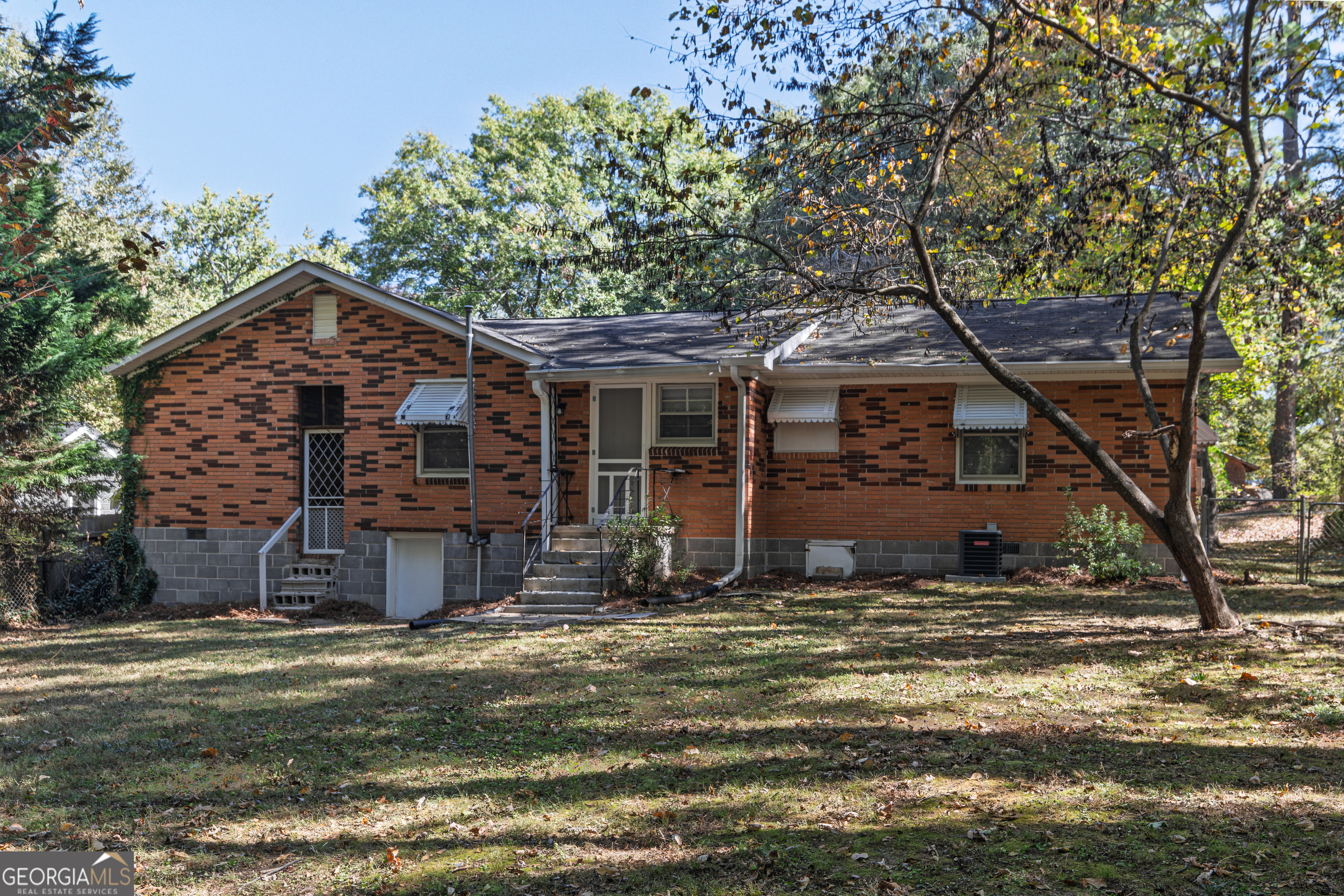 4711 Puckett ST