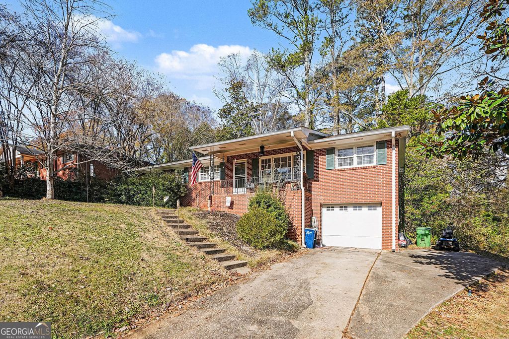 Photo of 315 Powell Avenue, Griffin, GA 30224 (MLS # 10660836)