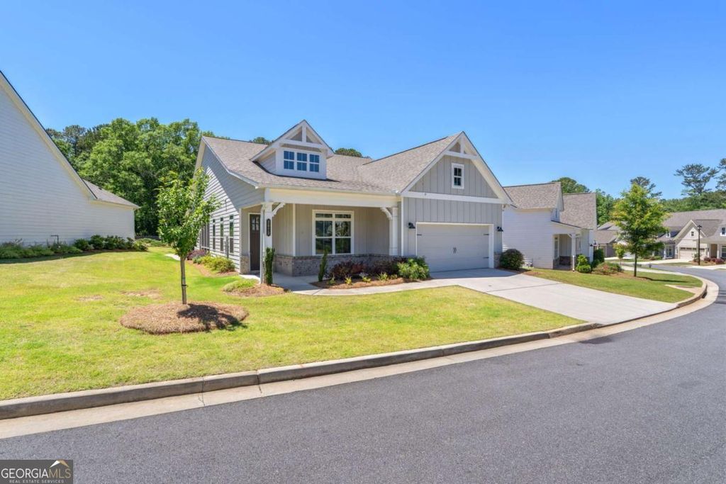 Photo of 2072 Abode Way NE, Marietta, GA 30066 (MLS # 10765976)