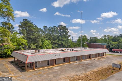 200 Bond ST Royston GA 30662