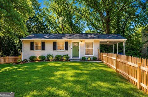 Photo of 3560 Fairlane Drive NW, Atlanta, GA 30331 (MLS # 10822979)
