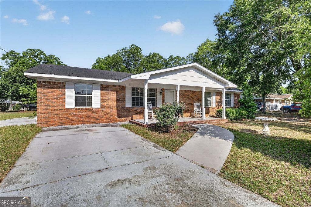 Photo of 22 S Foss Street, Statesboro, GA 30458 (MLS # 10770346)